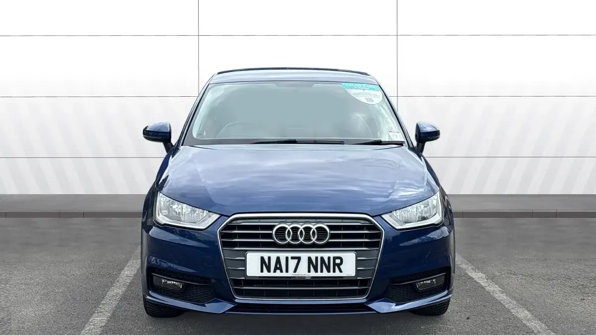Usado Audi A1 Sport 125 CV (91 kW) 2017 Azul Utilitario