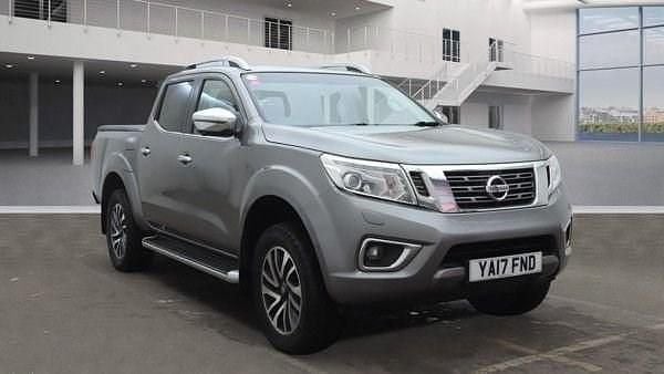 Used Nissan Navara Tekna 190 HP (139 kW) 2017 Grey Pickup