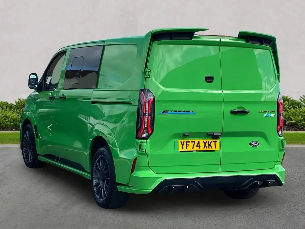 Used Ford Transit Custom 209 kW (285 HP) 2024 Green Van