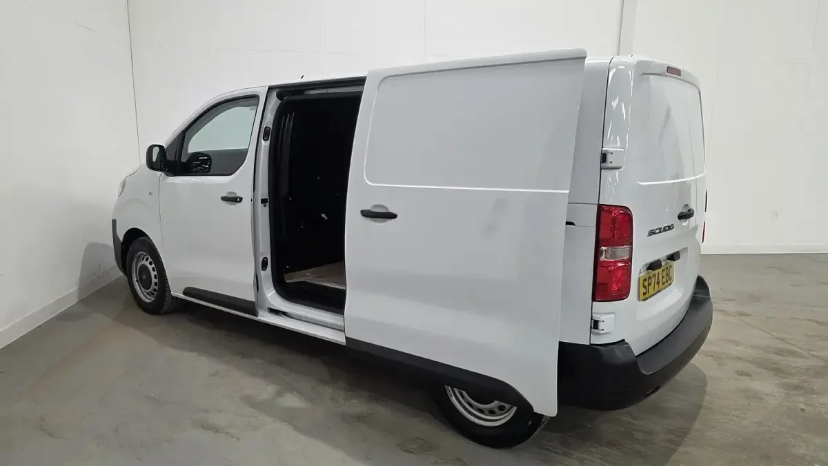 Used Fiat Scudo 145 HP (106 kW) 2025 White Van