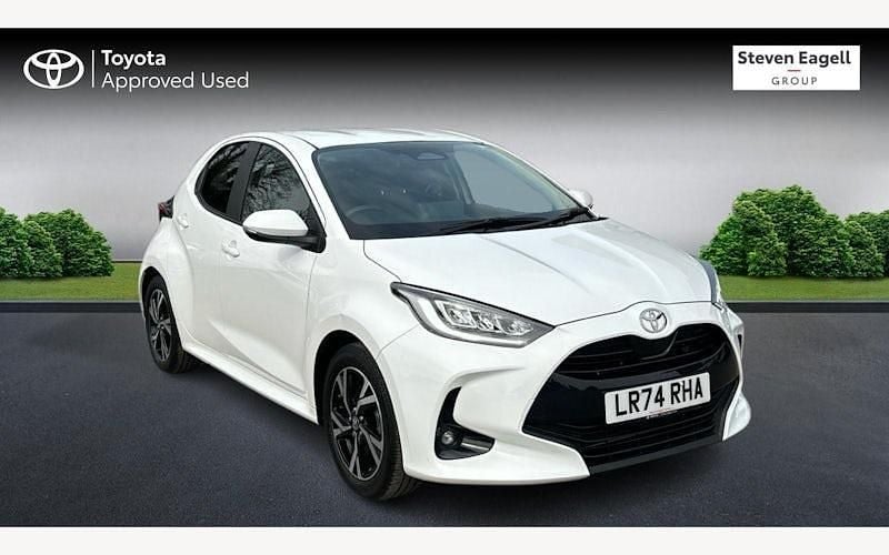 Used Toyota Yaris Hybrid Design 116 HP (85 kW) 2026 Hatchback