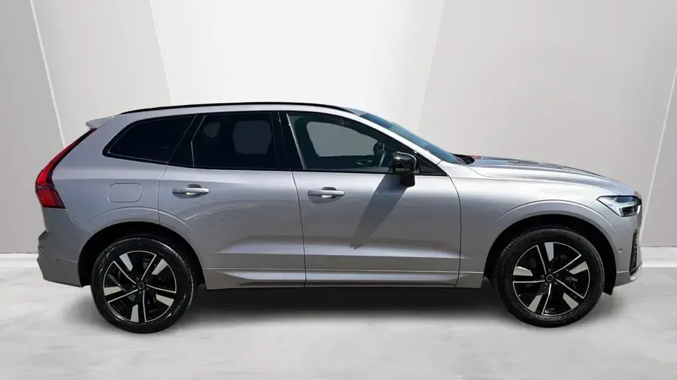 Used Volvo XC60 Plus 2025 Silver SUV