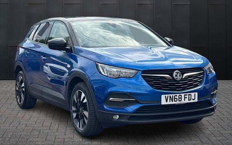 Blue Used 2019 Vauxhall Grandland X Design Edition SUV | £11,259 (Fair price) - Image 1/3