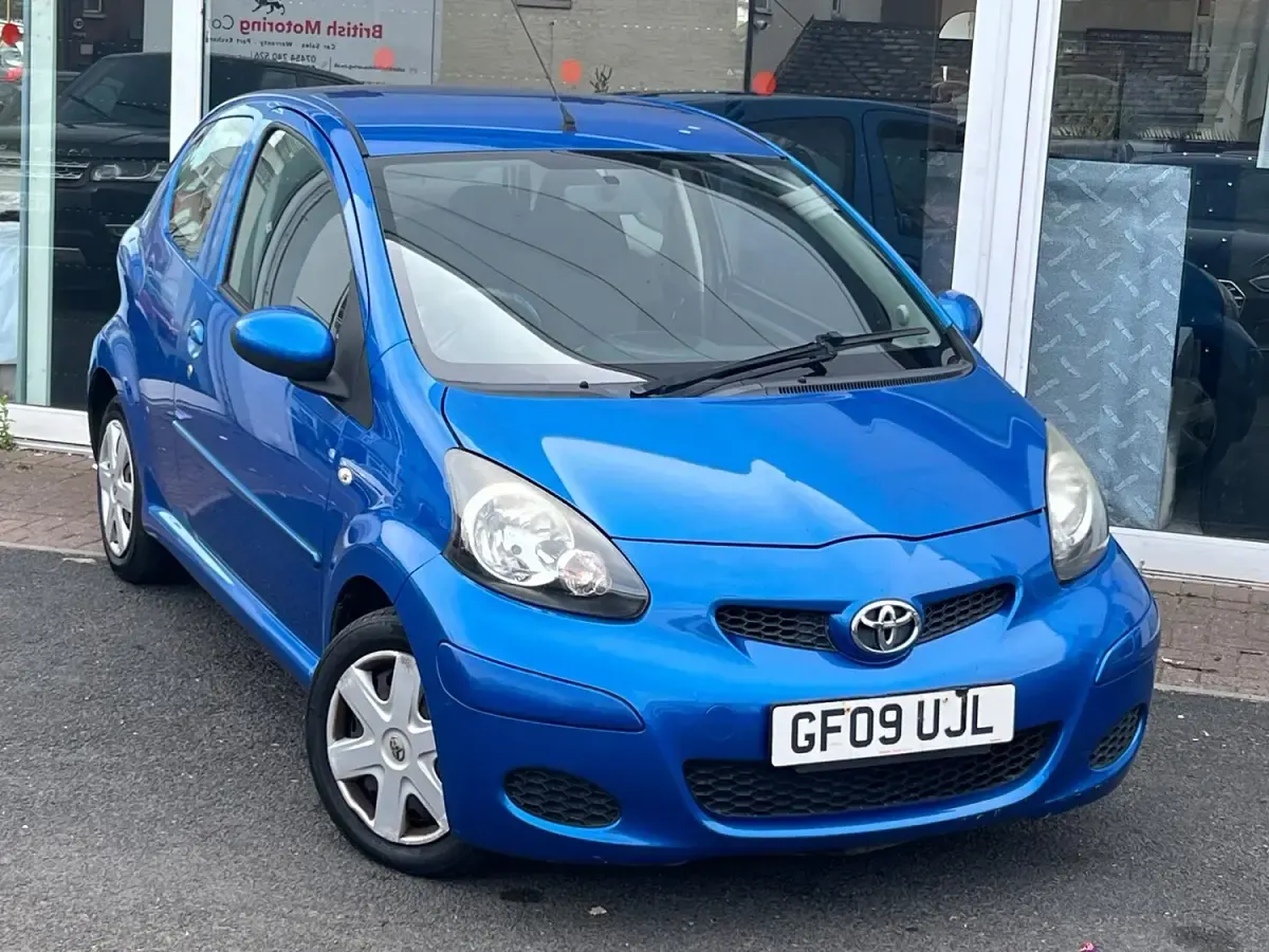 Used Toyota Aygo 2009 Blue Hatchback