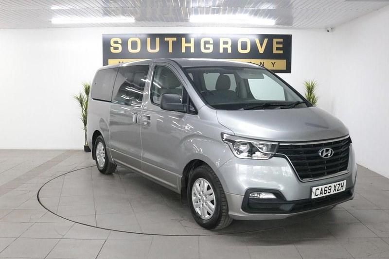 Silver Used 2020 Hyundai I800 SE MPV | £14,989 (Fair price) - Image 1/4