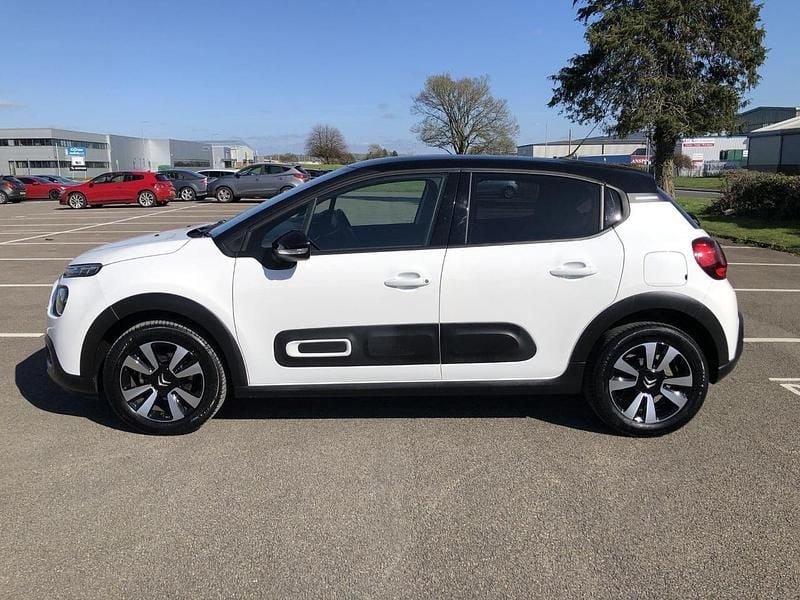 Used Citroën C3 PureTech 82 HP (60 kW) 2023 White Hatchback