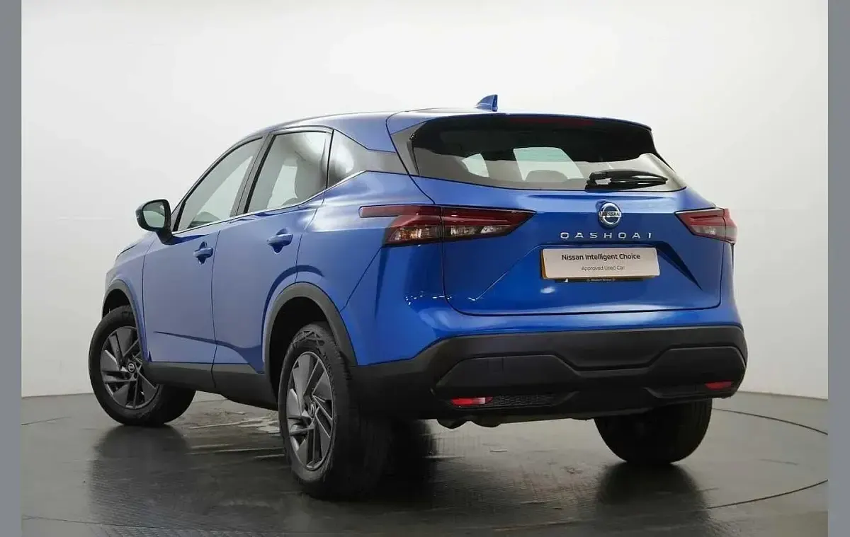 Used Nissan Qashqai Acenta Premium 138 HP (101 kW) 2022 Blue SUV