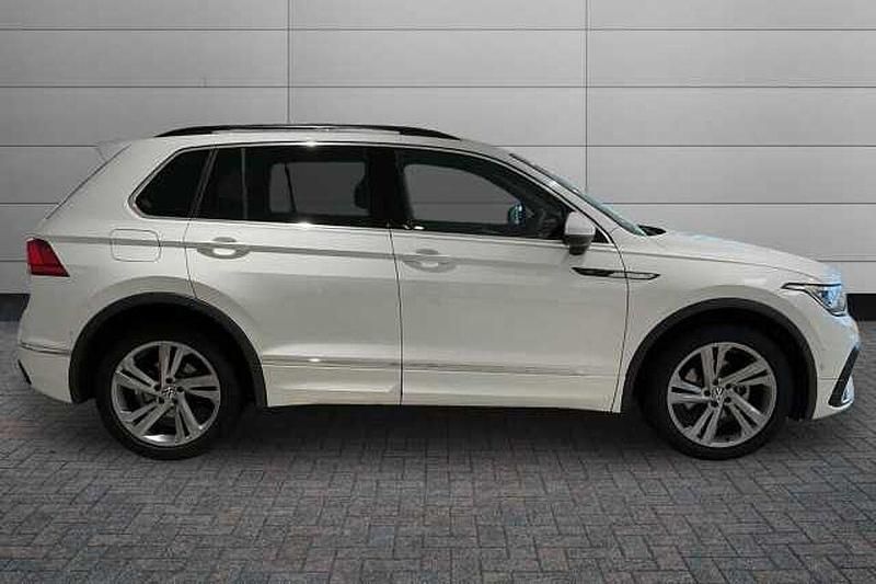 Used VW Tiguan R-line Edition 150 HP (110 kW) 2023 Pure white SUV