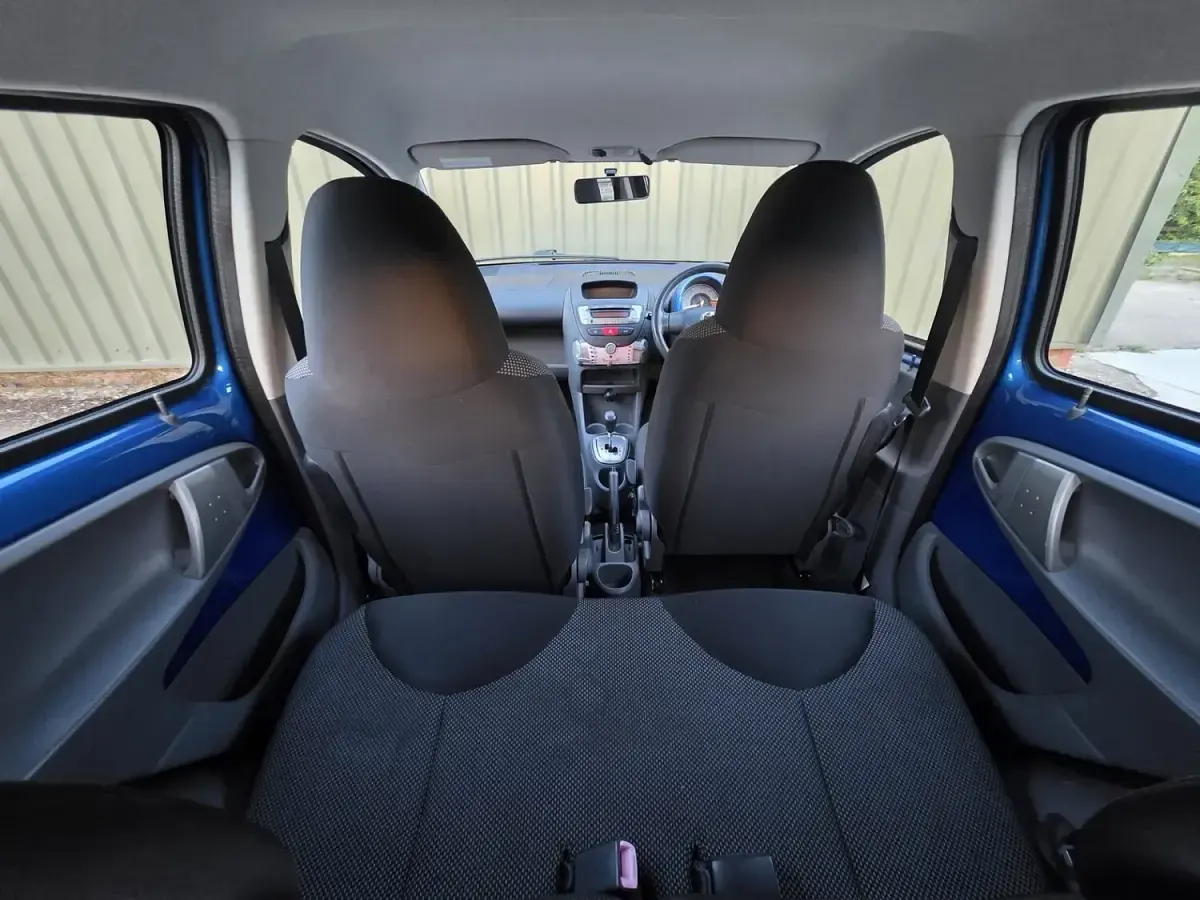 Used Toyota Aygo 2009 Blue Hatchback
