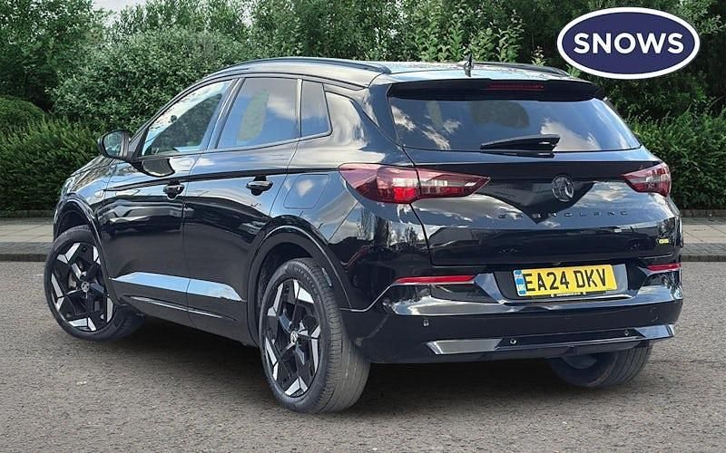 Used Vauxhall Grandland X GSe 300 HP (220 kW) 2023 Black SUV