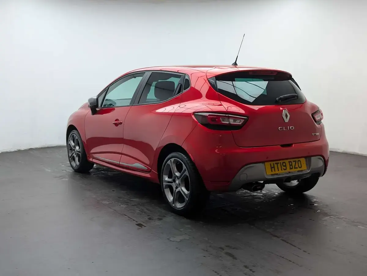 Used Renault Clio GT-Line 90 HP (66 kW) 2019 Red Hatchback