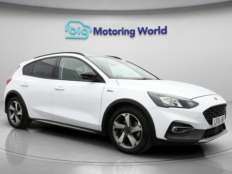 White Used 2019 Ford Focus Active Hatchback | £9,100 (Good price) - Image 1/4