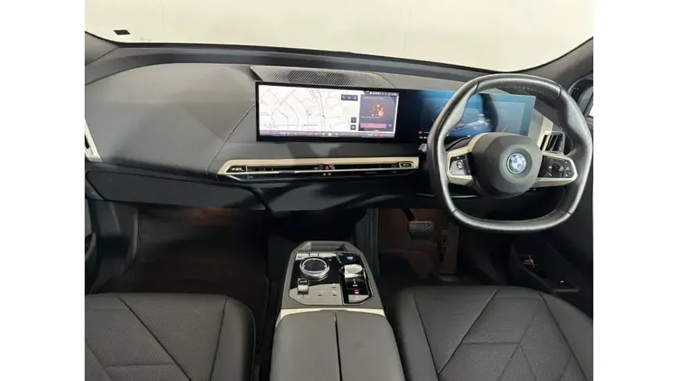 Used BMW iX M Sport 236 kW (322 HP) 2023 Red SUV