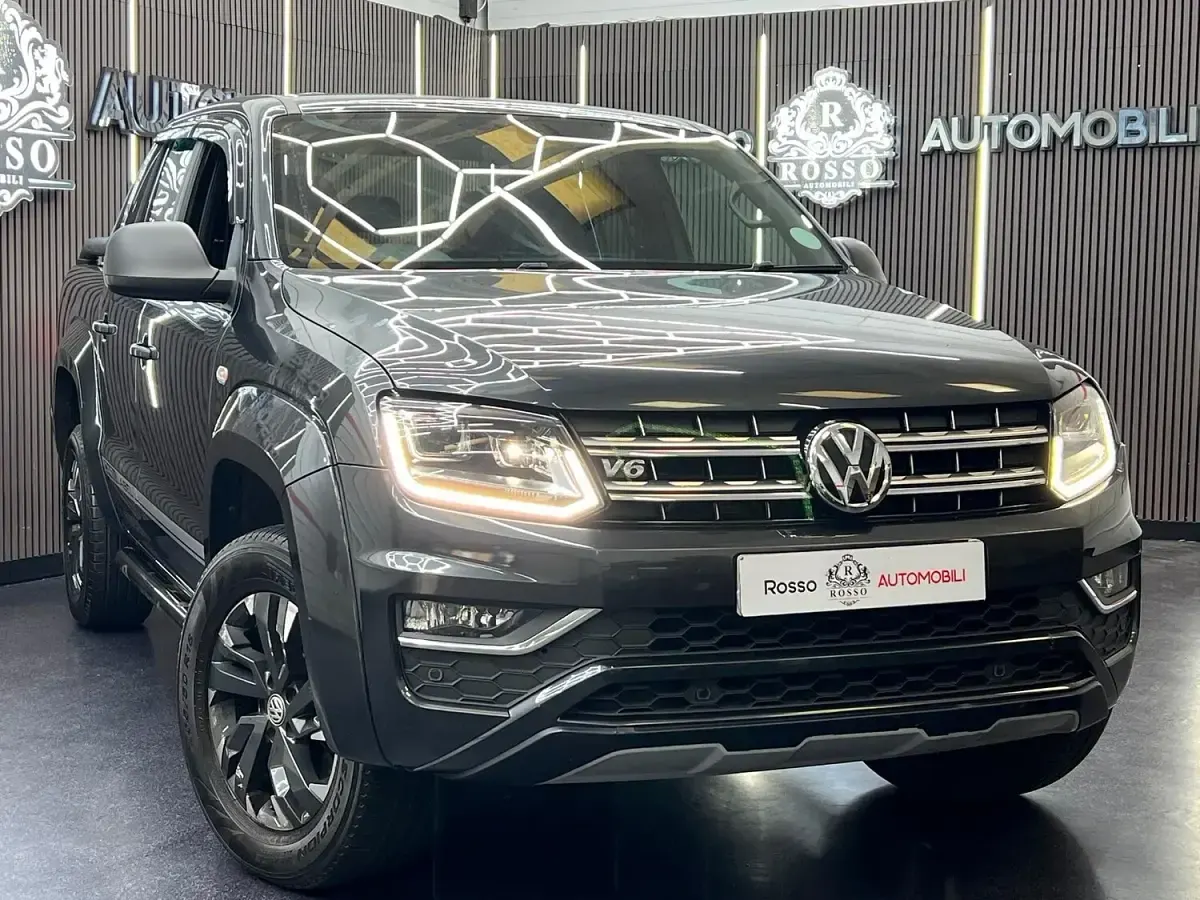 Used VW Amarok Dark Label 201 HP (147 kW) 2018 Grey Pickup