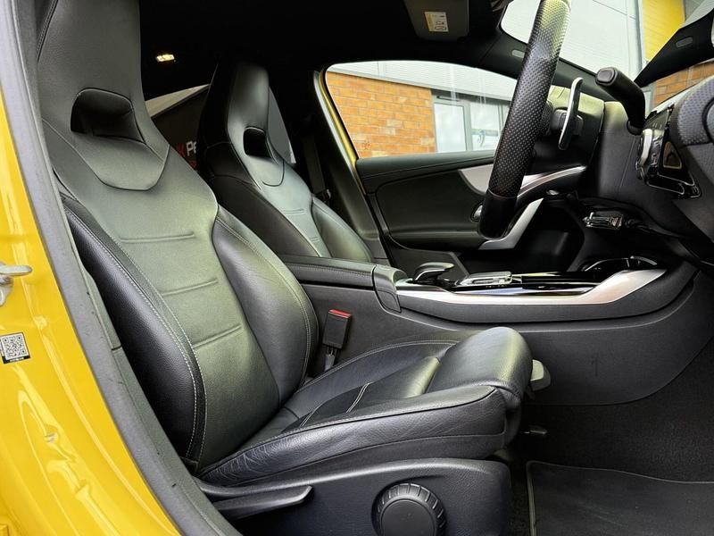 Begagnad Mercedes A35 AMG AMG 2019 Gul Halvkombi