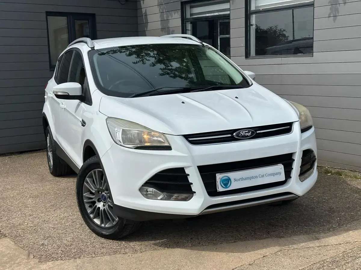 Used Ford Kuga Titanium 140 HP (102 kW) 2014 White SUV