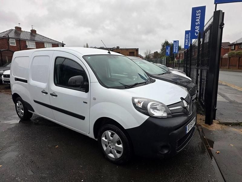 Used Renault Kangoo Business 44 kW (60 HP) 2019 White MPV