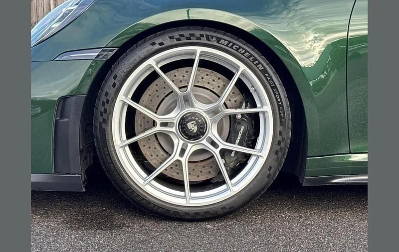 Used Porsche 911 GT3 502 HP (369 kW) 2025 Green Coupe