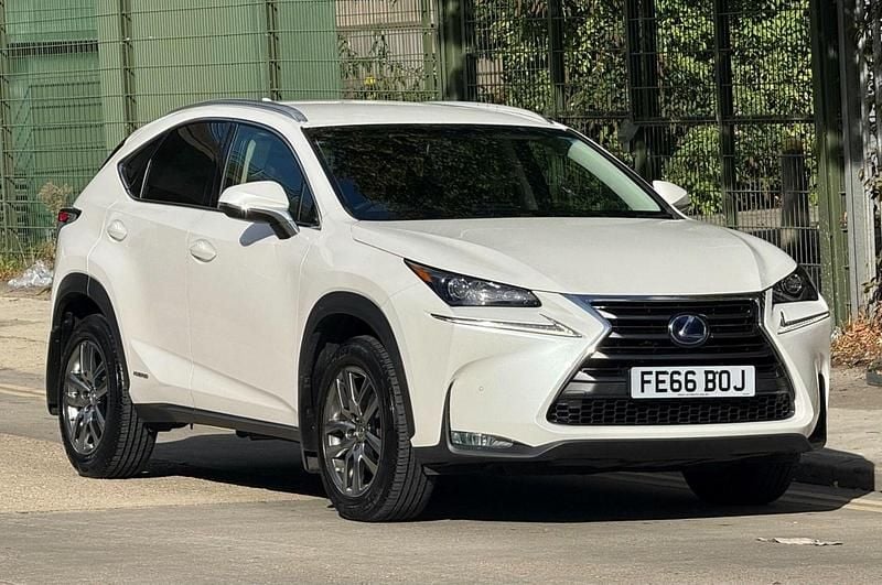 White Used 2016 Lexus NX300h Luxury Line SUV | £15,980 (Fair price) - Image 1/4