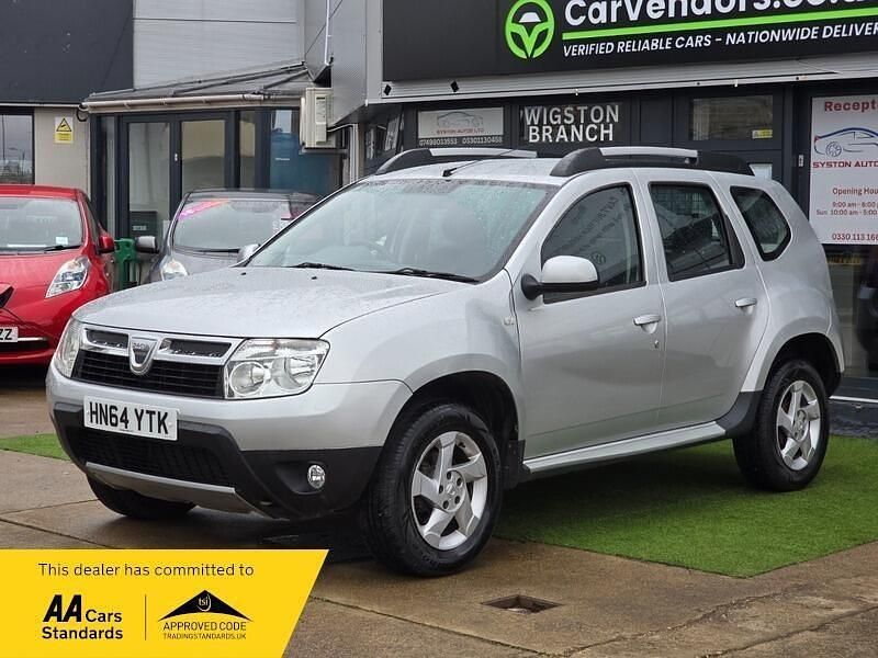 Used Dacia Duster Lauréate 110 HP (80 kW) 2014 Silver SUV
