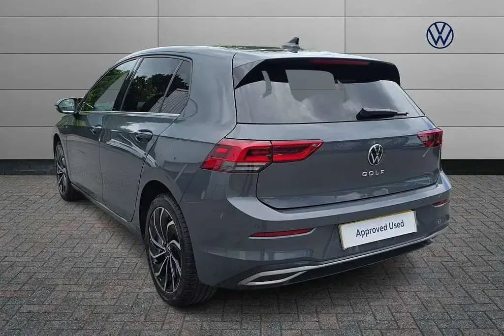 Used VW Golf VIII Edition 150 HP (110 kW) 2023 Grey Hatchback