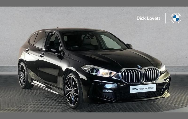 Used BMW 118 M Sport 134 HP (98 kW) 2022 Black Hatchback