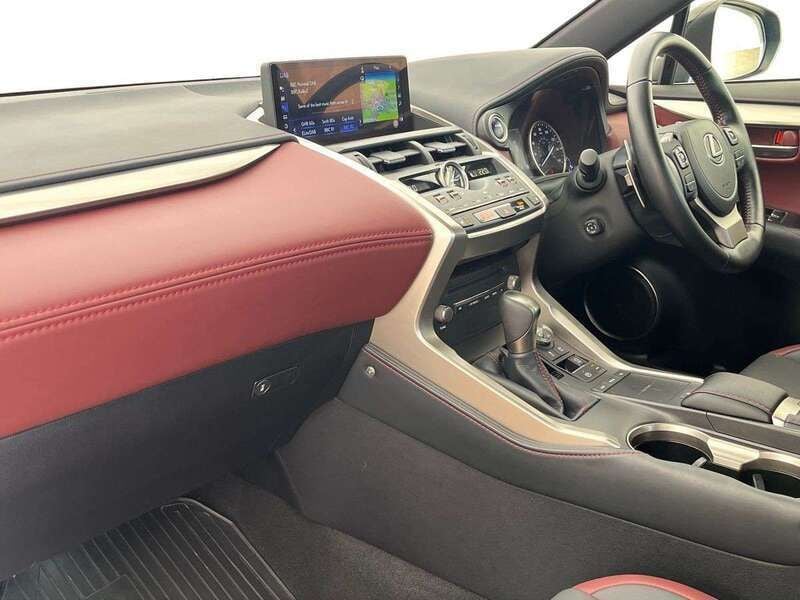Image 2/4