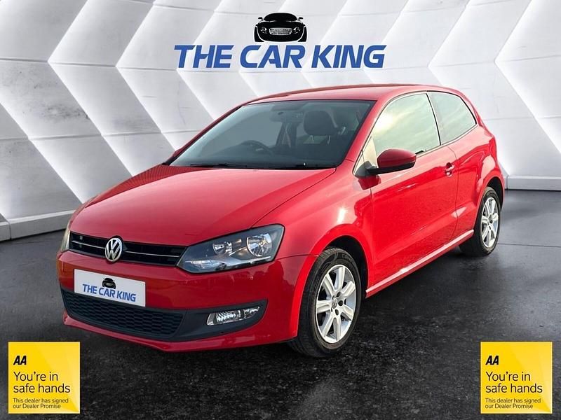 Used VW Polo Edition 60 HP (44 kW) 2014 Red Hatchback