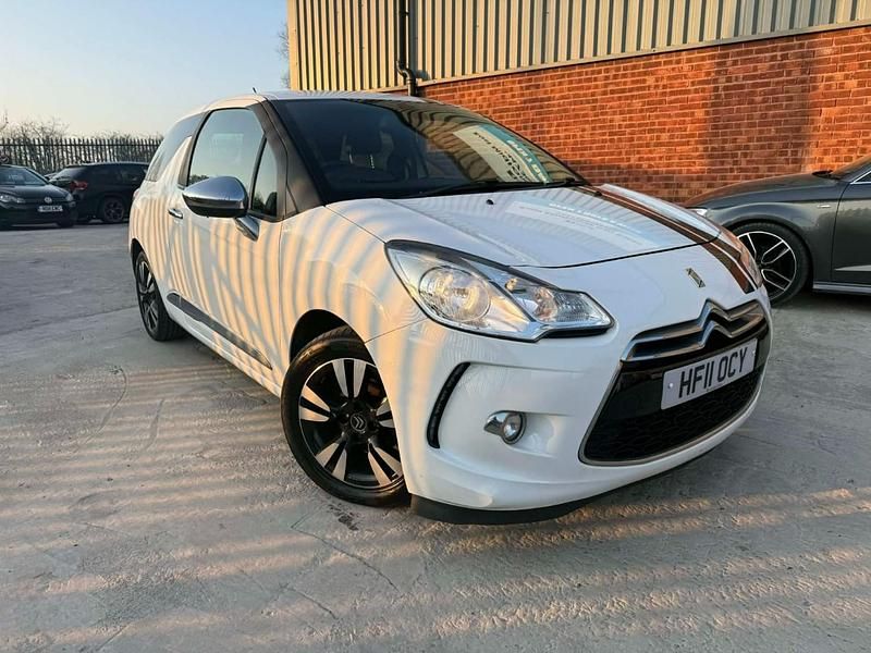 Used Citroën DS3 2011 White Hatchback