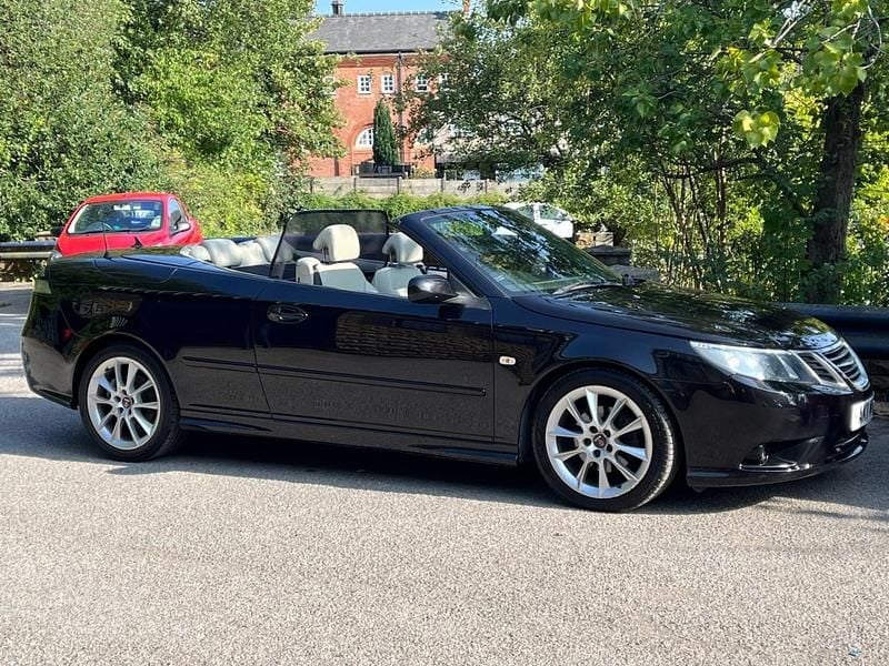 Black Used 2011 Saab 9-3 Cabriolet Vector Cabriolet | £4,995 - Image 1/4