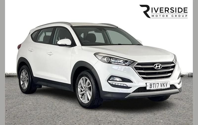 Used Hyundai Tucson SE 141 HP (103 kW) 2017 White SUV