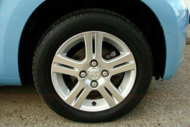 Used Daihatsu Sirion 68 HP (50 kW) 2006 Hatchback