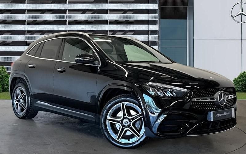 Used 2026 Mercedes GLA250 Executive SUV | £34,532 (Good price) - Image 1/4