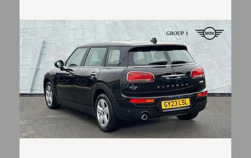 Used Mini Cooper Clubman Classic 136 HP (100 kW) 2023 Black Estate