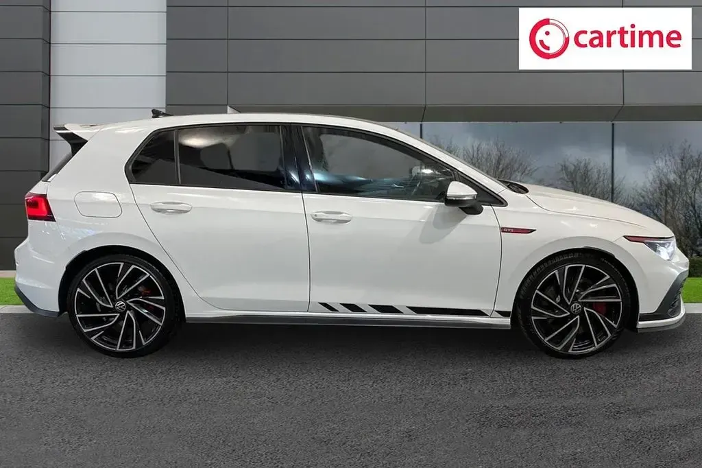 Used VW Golf VIII GTI Clubsport 300 HP (220 kW) 2023 White Hatchback