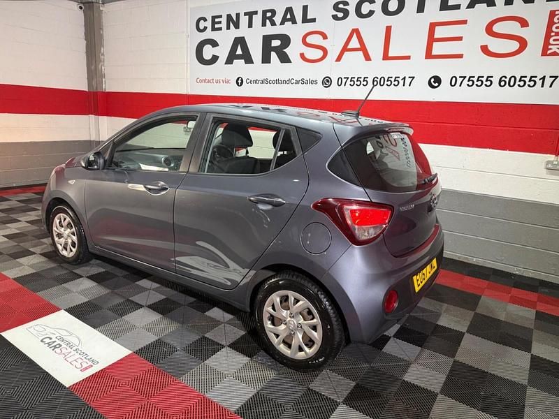 Used Hyundai i10 SE 66 HP (48 kW) 2017 Grey Hatchback
