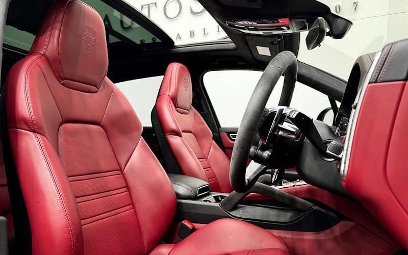 Used Porsche Cayenne GTS 460 HP (338 kW) 2022 Brown SUV