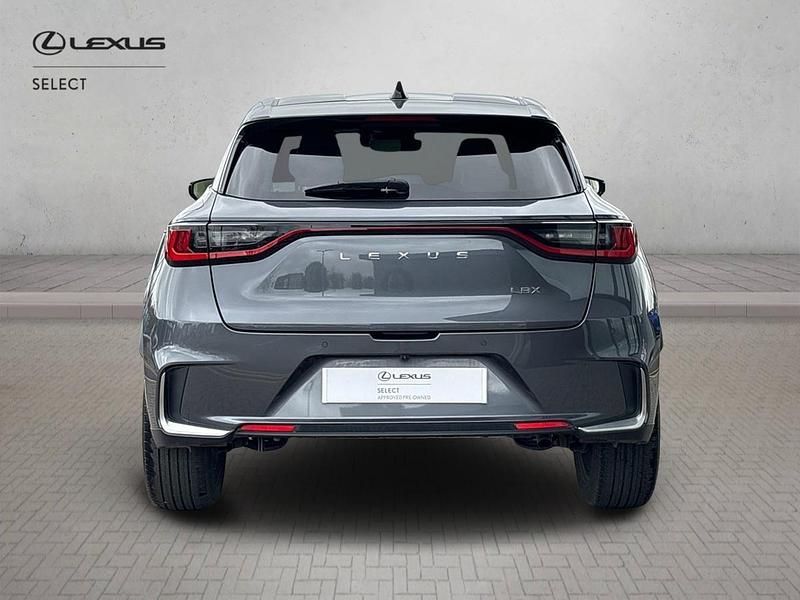 Używany Lexus LBX 2024 Szary SUV