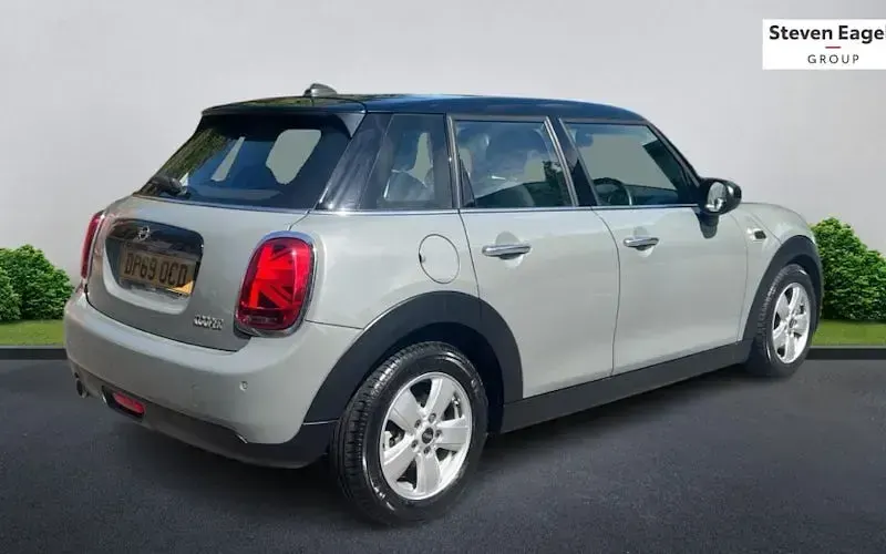 Used Mini Cooper Classic 136 HP (100 kW) 2019 Grey Hatchback