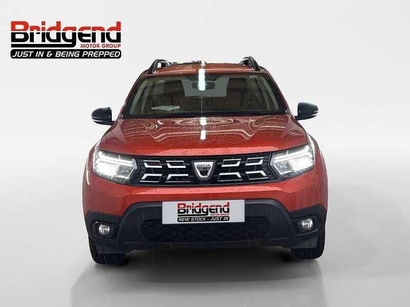 Orange Used 2022 Dacia Duster Comfort Hatchback | £11,199 (Fair price) - Image 1/4