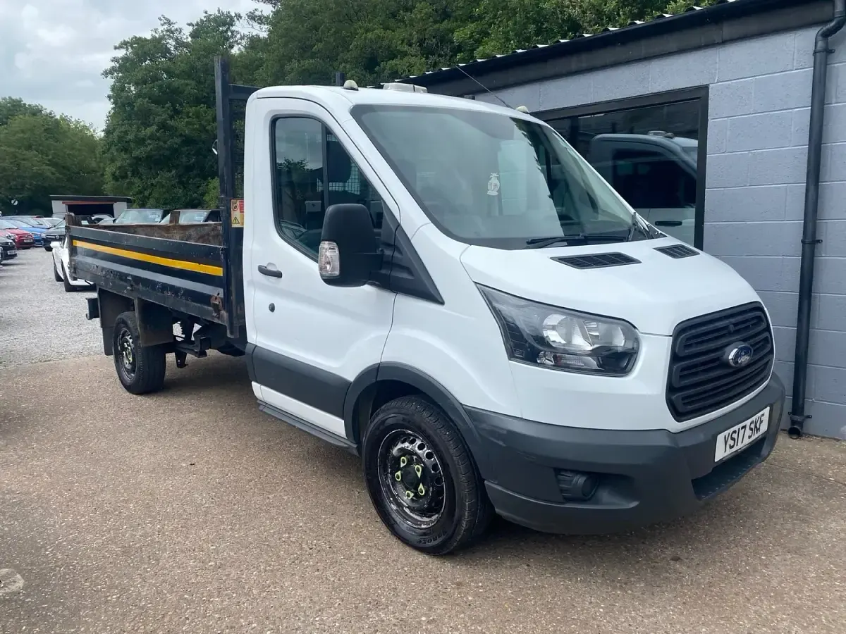 Used Ford Transit 130 HP (95 kW) 2017 White Cabriolet