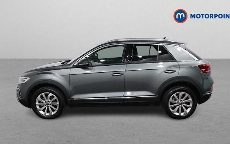 Used VW T-Roc Style 150 HP (110 kW) 2025 Grey SUV