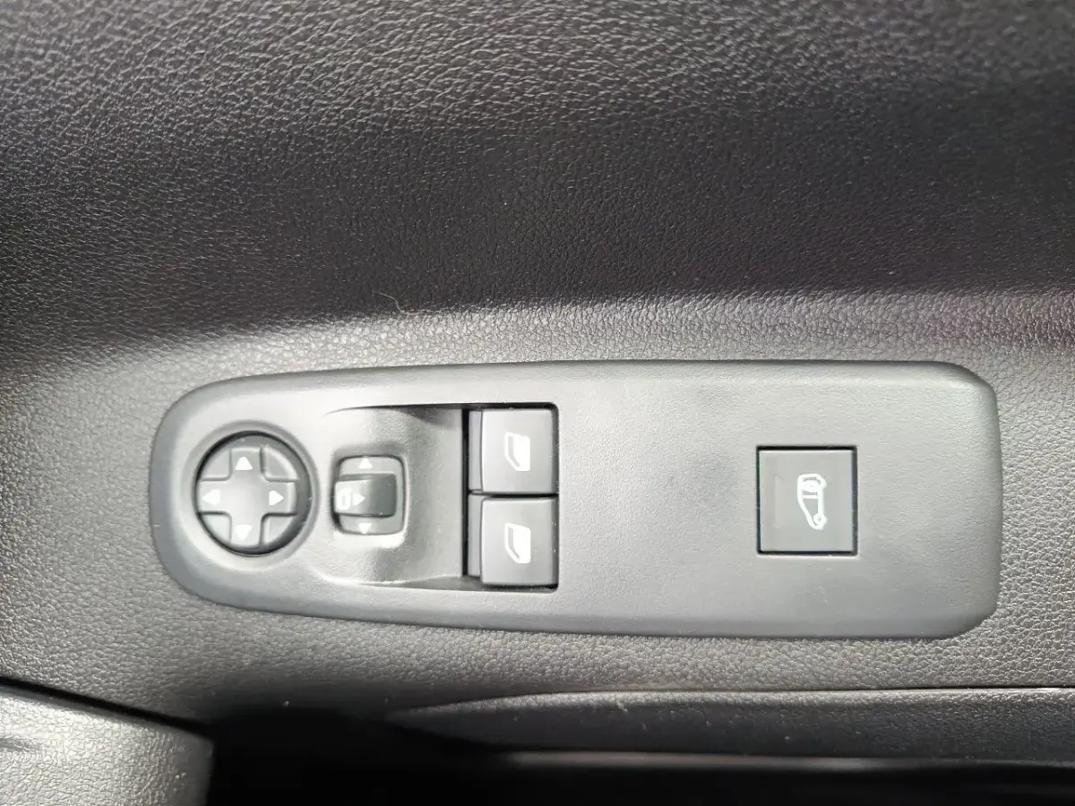 Used Citroën e-Berlingo 98 kW (134 HP) 2024 White Van