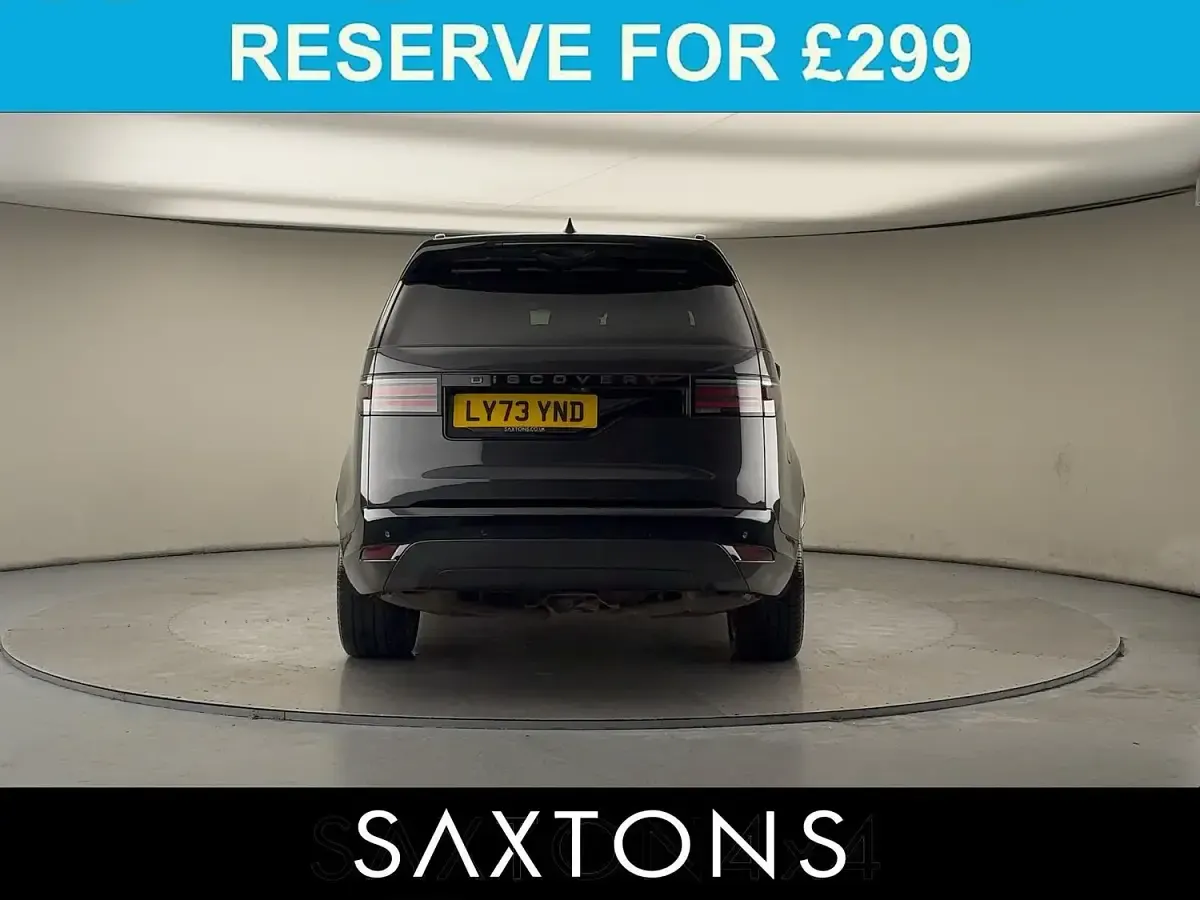 Used Land Rover Discovery HSE Dynamic 300 HP (220 kW) 2023 Carpathian grey SUV
