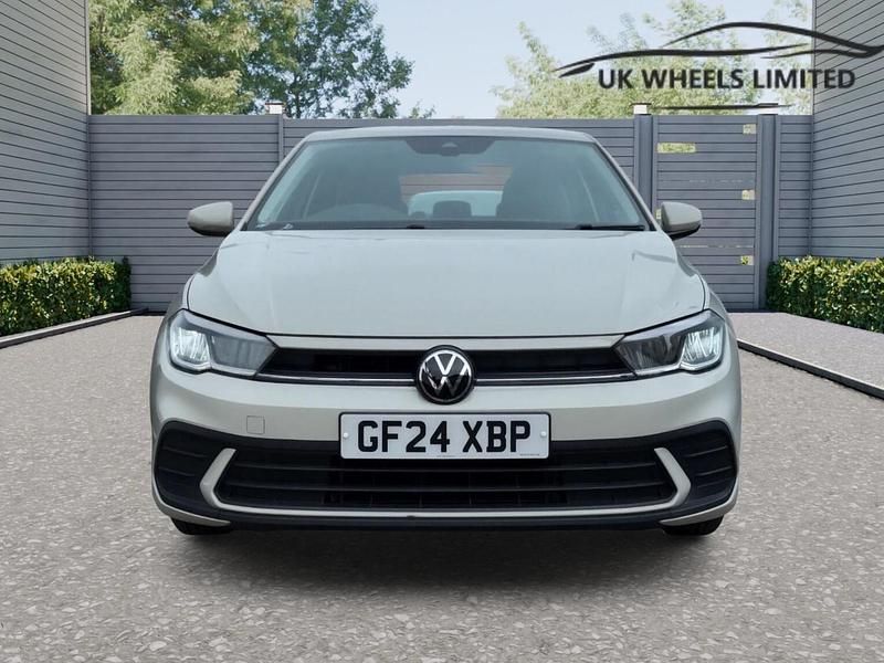 Begagnad VW Polo Life 95 HK (69 kW) 2024 Grå Halvkombi