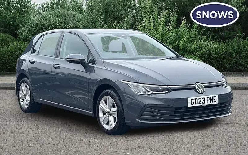 Used VW Golf VIII Life 150 HP (110 kW) 2023 Hatchback