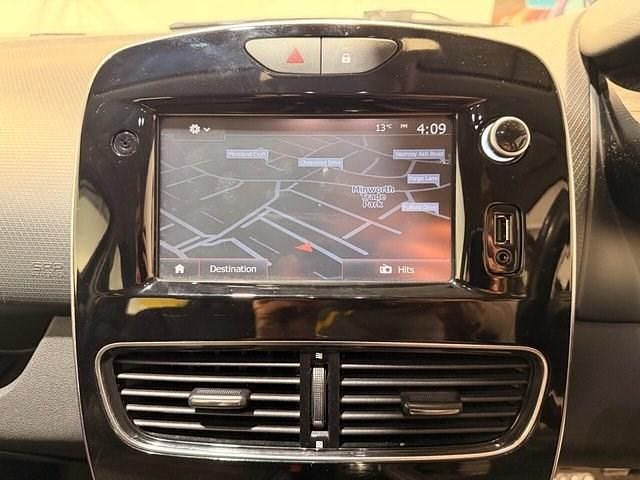 Used Renault Clio IV Dynamique 110 HP (80 kW) 2017 Black Hatchback