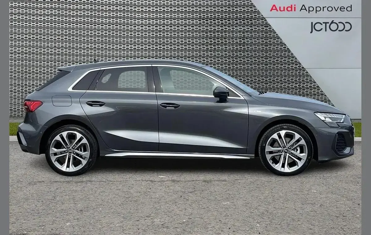 Used Audi A3 e-tron S-Line 200 HP (147 kW) 2026 Grey Hatchback