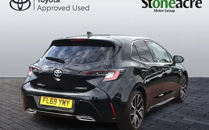Used Toyota Corolla 184 HP (135 kW) 2022 Black Hatchback