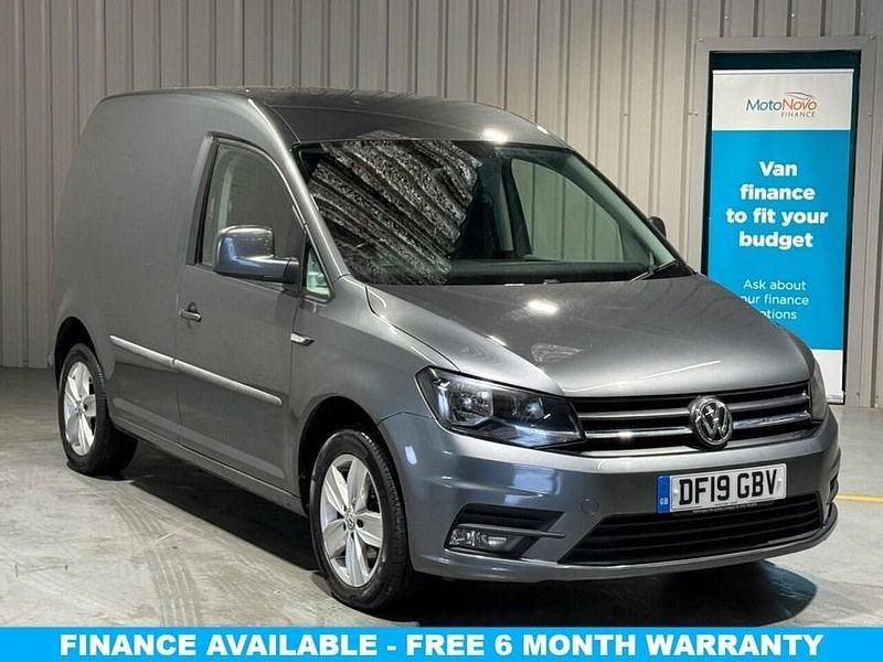 Begagnad VW Caddy Highline 150 HK (110 kW) 2019 Grå Minibuss